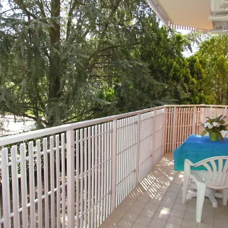Furnished Near The Апартаменти *
